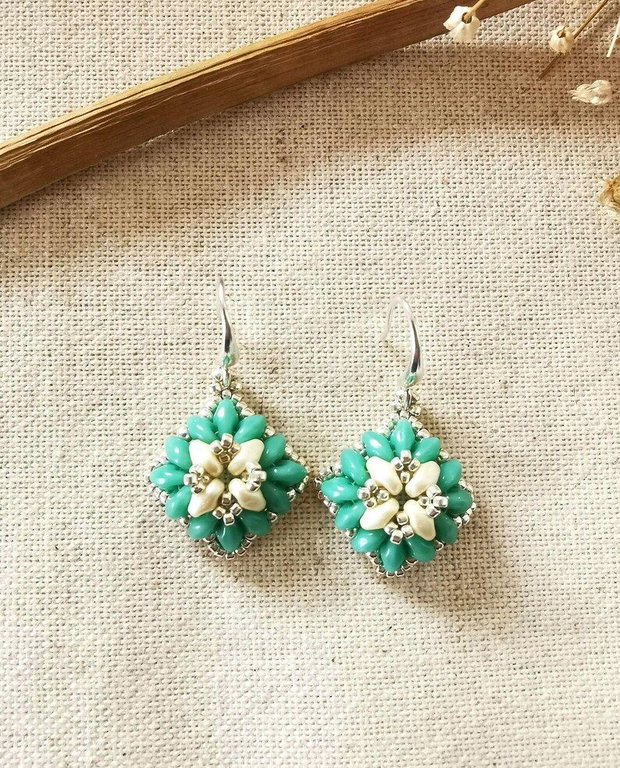 Cercei boho dangle din margele SuperDuo si Miyuki, cu tortite din argint 925