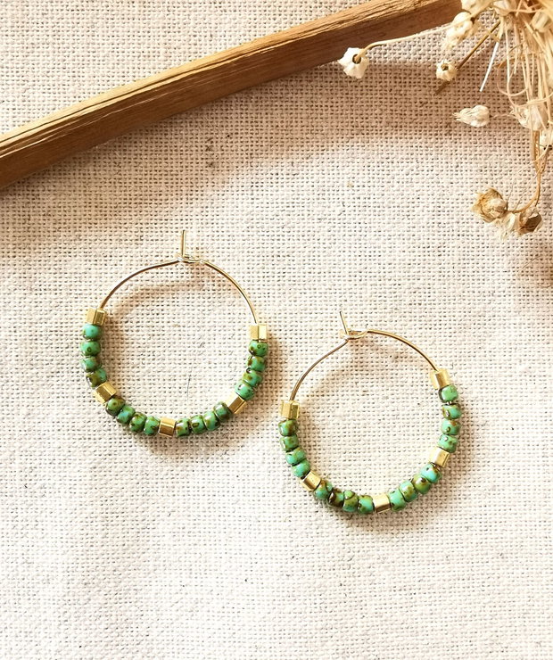 Cercei boho verde turcoaz cu Miyuki si Toho cerc placat cu aur 14K