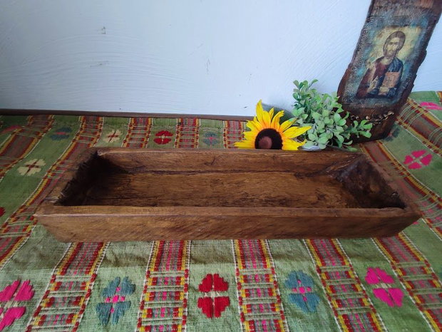 Tavă rustică din stejar masiv , lucrată manual