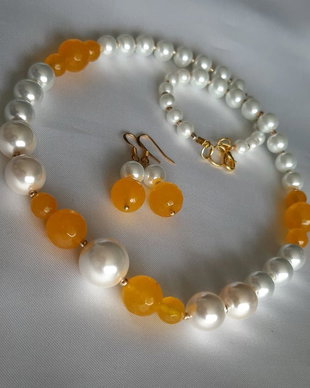 Agate si Perle - Branduse Galbene