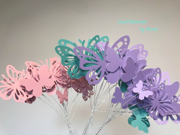 Fluturi pentru decor tort