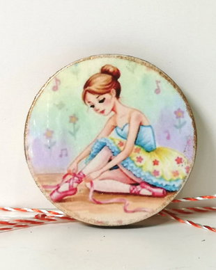 Martisor cu balerina