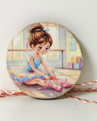 Martisor cu balerina