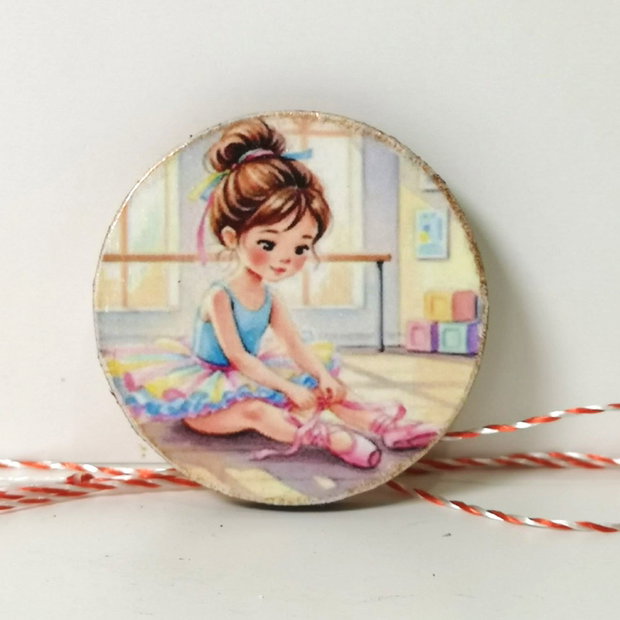 Martisor cu balerina