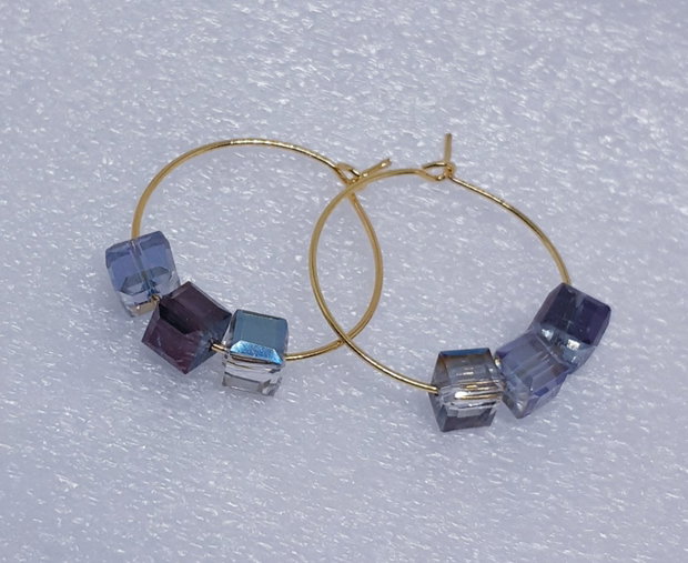 Cercei circulari cu cuburi de sticla Swarovski