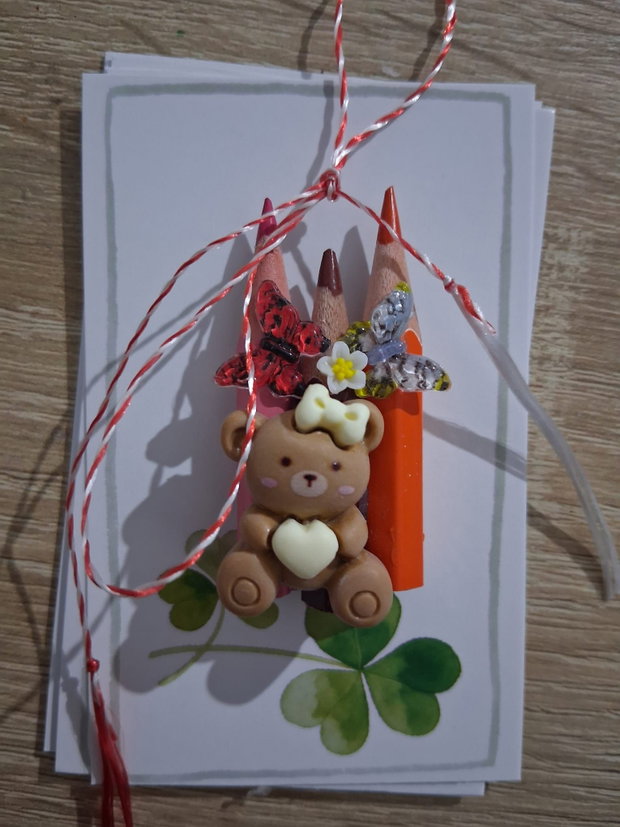 Martisor fetite cu codite