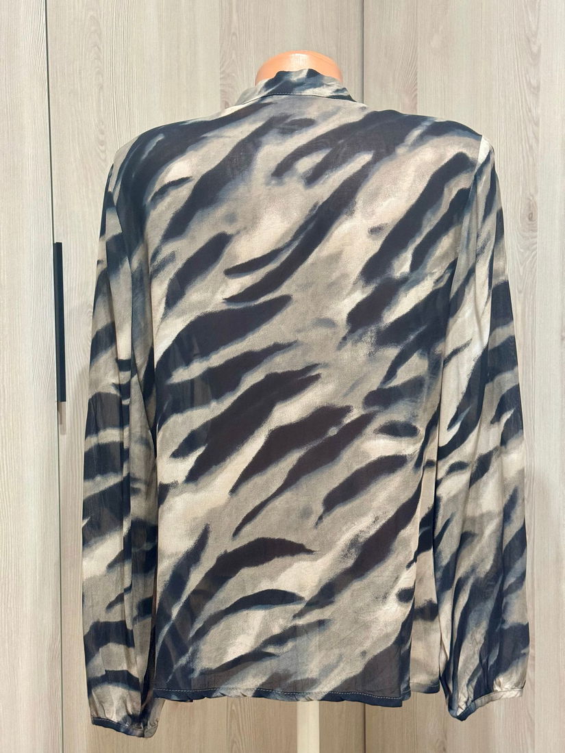 Bluză vâscoza Almia Suedia mărime 14