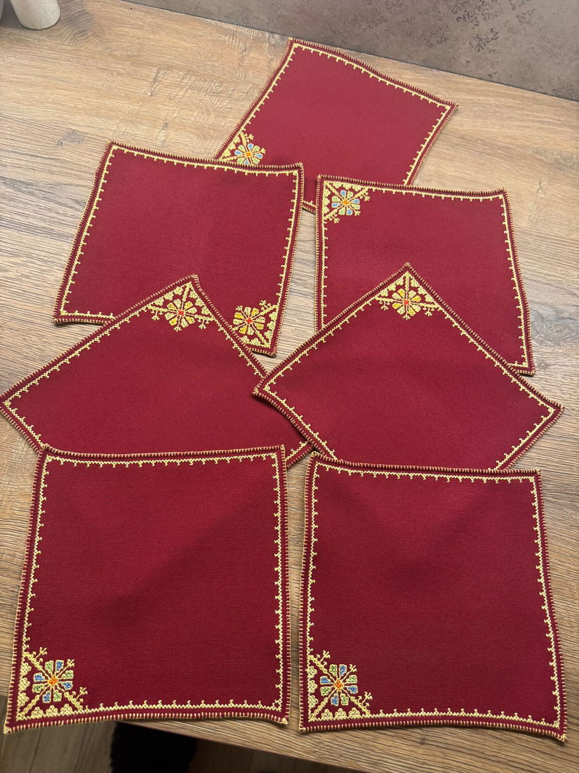 SET 7 SERVETELE ELEGANTE,BRODATE