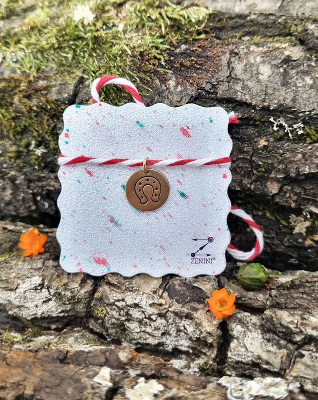 Martisor potcoava din bronz, martisor bronz, martisor potcoava, pandantiv potcoava bronz, medalion potcoava bronz