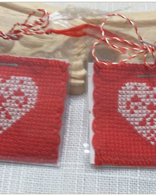 MARTISOR CUSUT CU MOTIV POPULAR-INIMIOARA