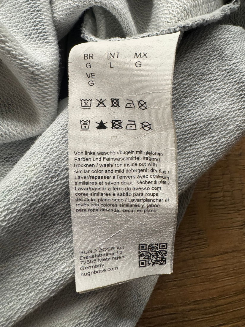 ROCHIE DEOSEBITA HUGO BOSS ORIGINALA MARIME M/L URBAN LOOK