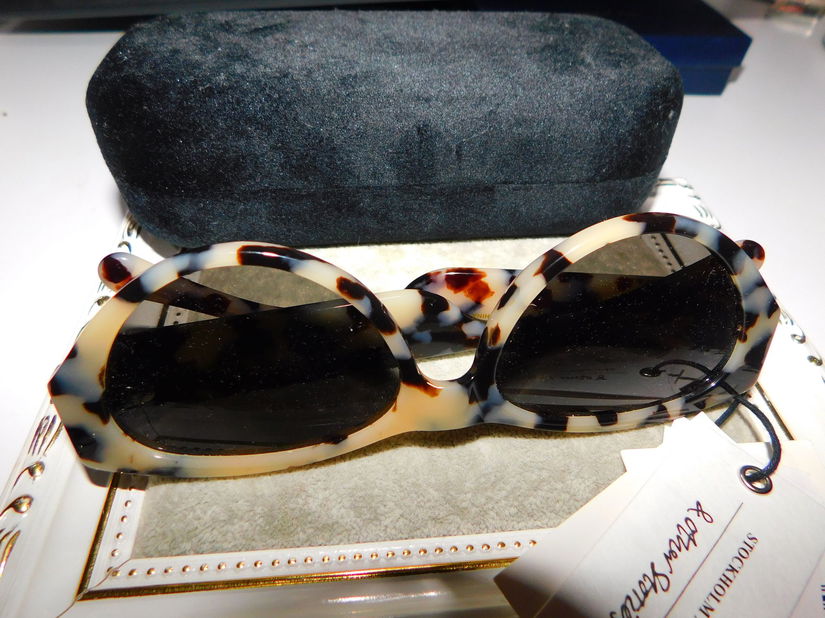 Ochelari soare  dama, noi, etichete , Other Stories Stockholm , etui  original