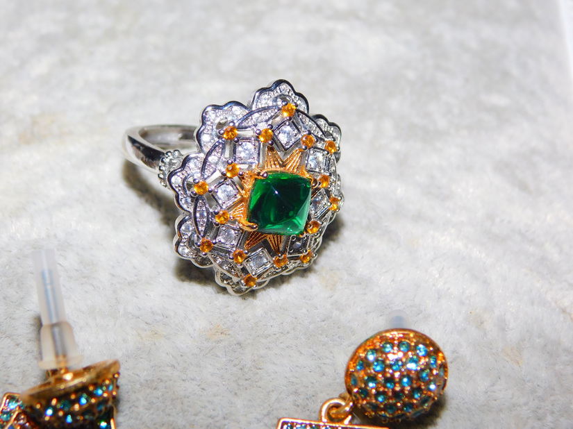 Cercei deosebiti, noi, inel asortat,  set superb