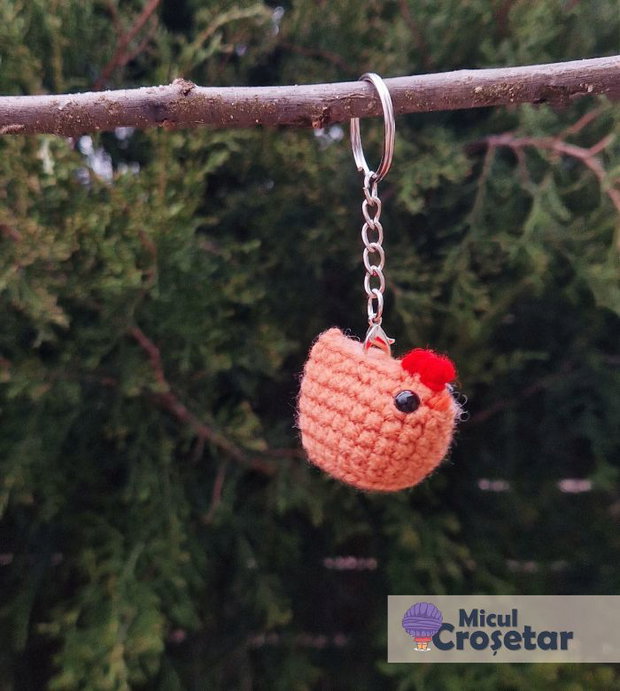 Gainuse breloc - Povesti la purtator - Martisor crosetat