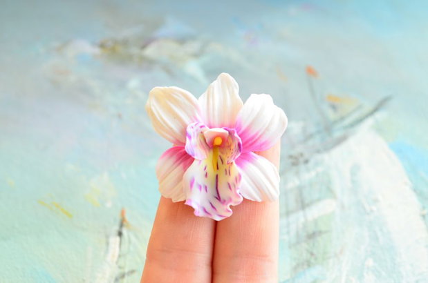 Orhidee roz- Brosa martisor