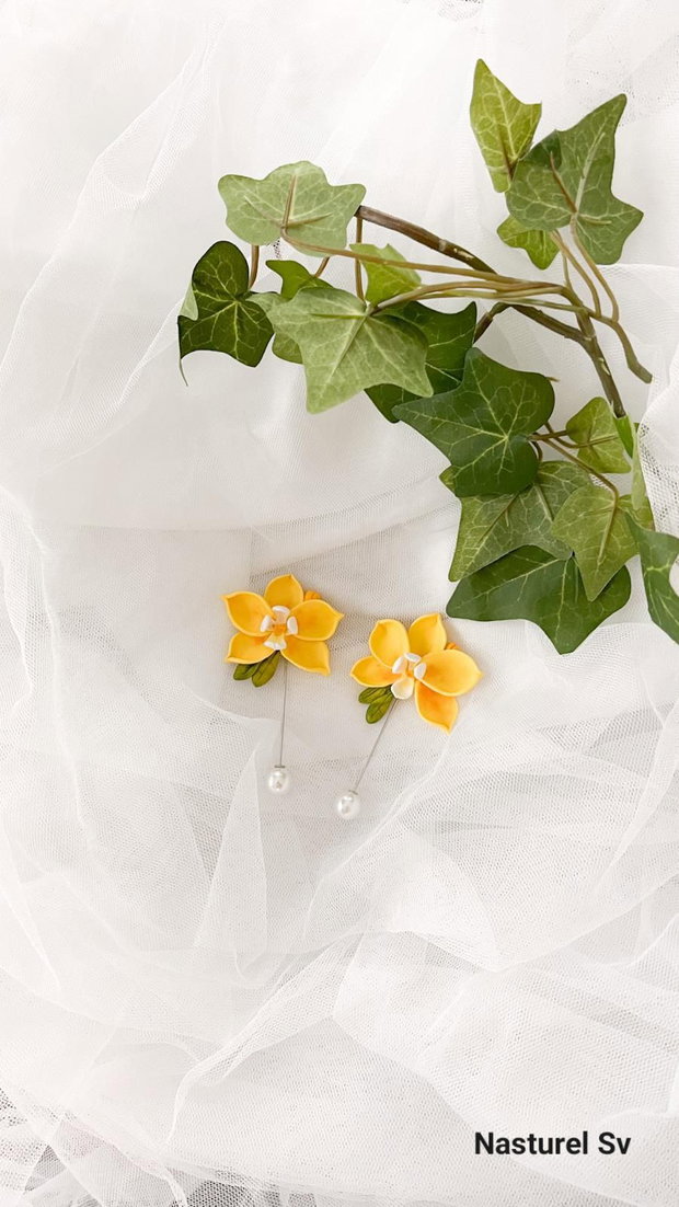 Pin martisor: Orhidee