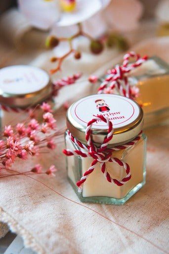 Martisor lumanare parfumata din ceara de soia