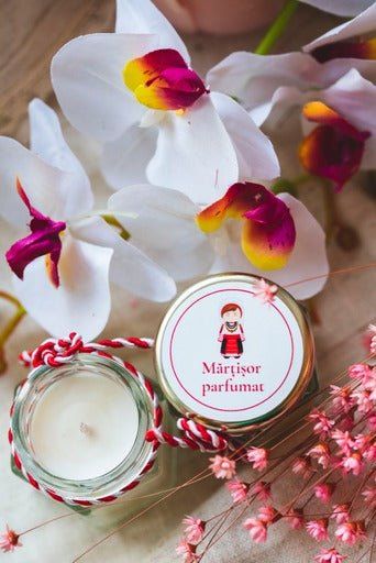 Martisor lumanare parfumata din ceara de soia