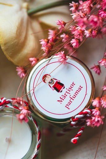 Martisor lumanare parfumata din ceara de soia