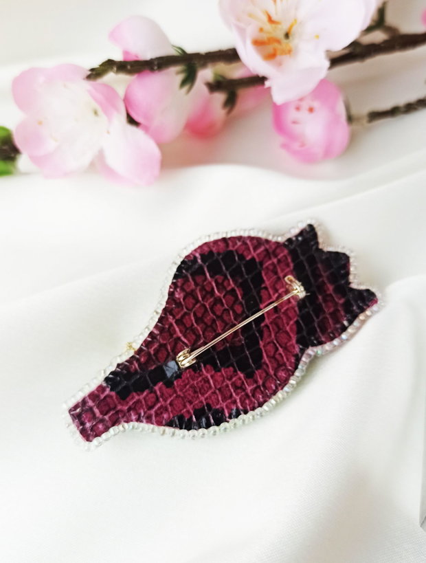 Lalea - Brosa broderie manuala