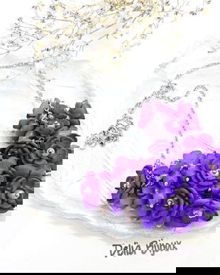 Colier handmade statement cu flori mov - buchet floral pe lanț din inox (cod1387)