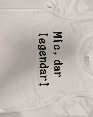 Tricou cu mesaj "mic, dar legendar" 1-2 ani