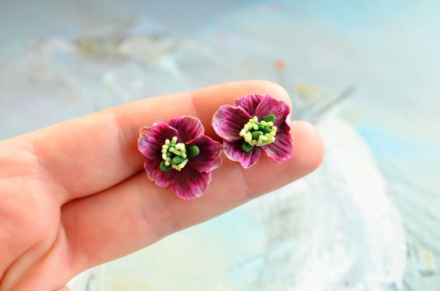 Helleborus/Spanz visiniu- Cercei mici surub