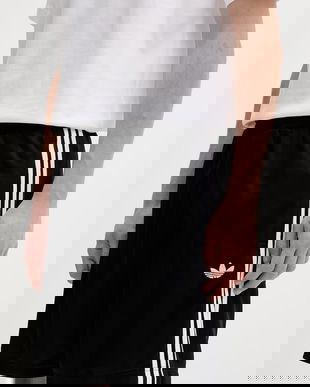 adidas Originals pantaloni scurți