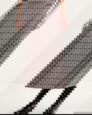 The Ragged Priest fustă