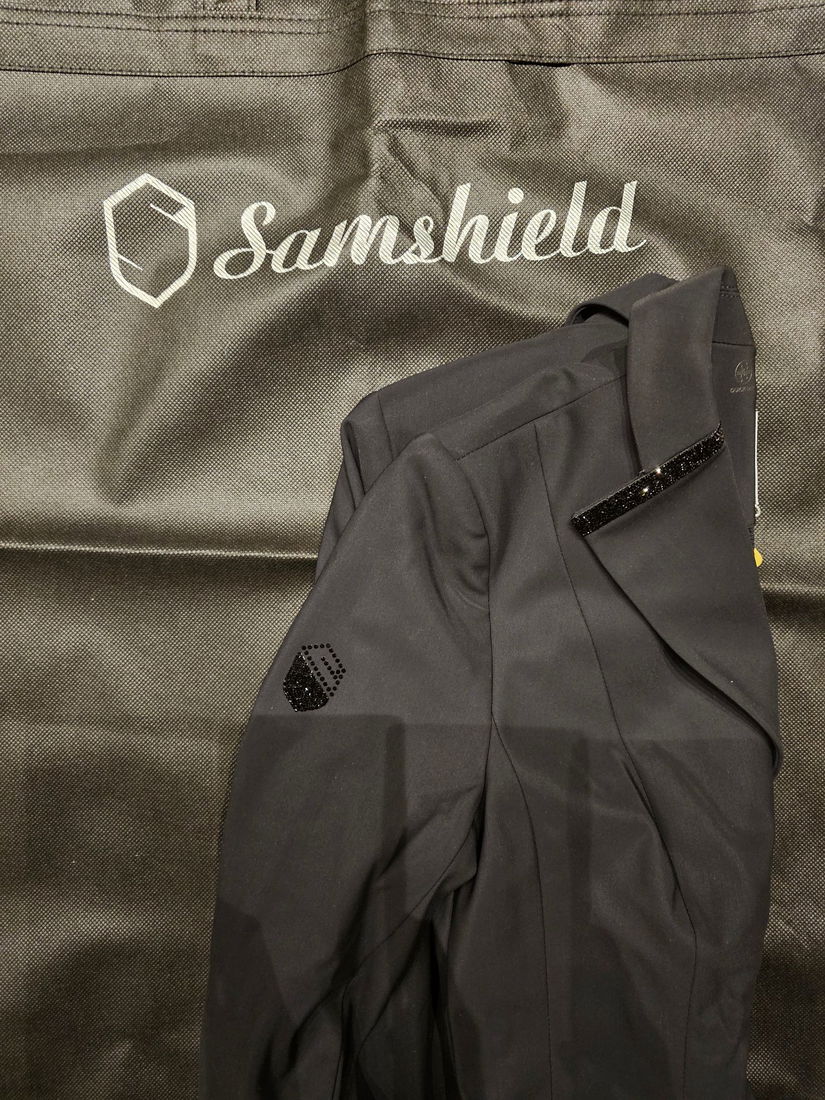 Sacou Samshield negru marime 34 NOU Echitatie