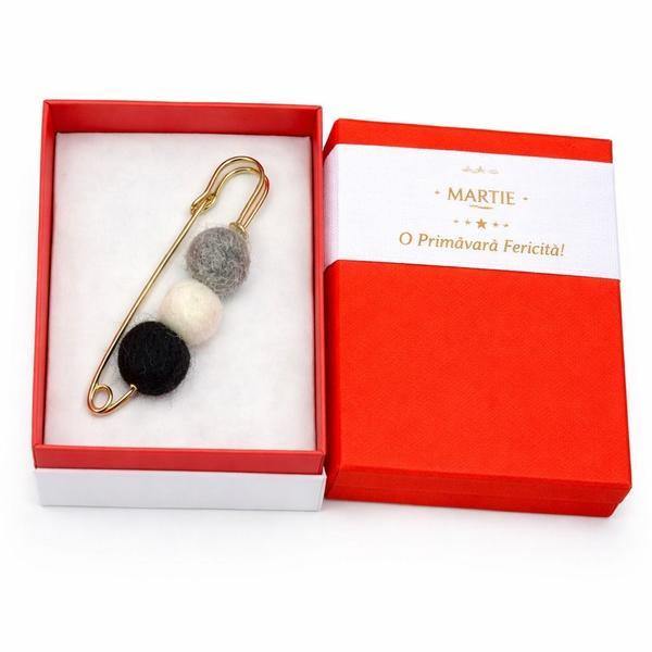 Broșă Mărțișor tip ac de siguranță cu pompoane Negru-Alb-Gri