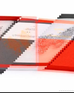 Broșă Mărțișor Fluture Champagne