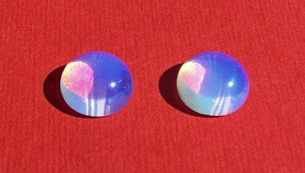 (2 bucati) Opalit cabochon aprox 10x5 mm