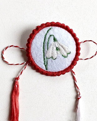 Martisor Ghiocel pe Fetru