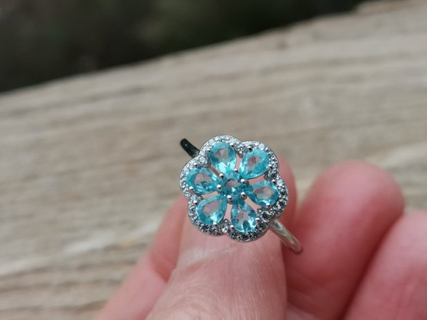 Inel argint si pietre apatit neon blue