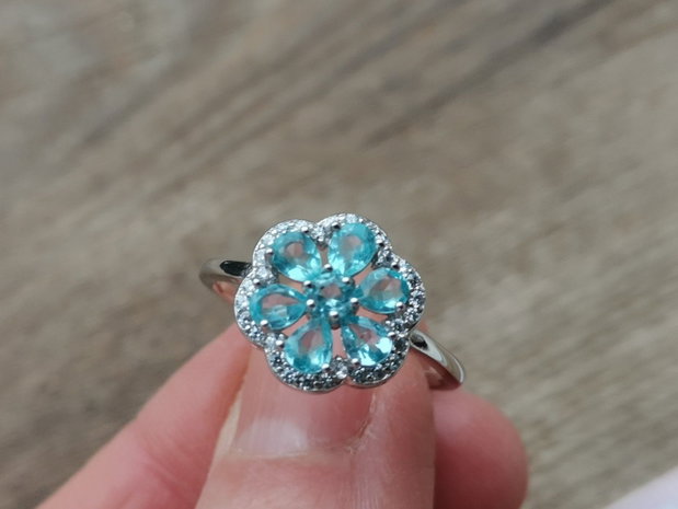 Inel argint si pietre apatit neon blue