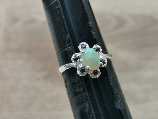 Inel argint & opal etiopian