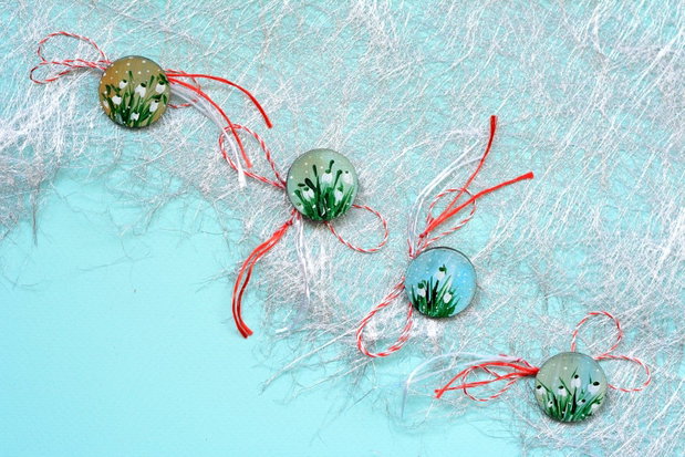 Brosa martisor Ghiocei in zapada