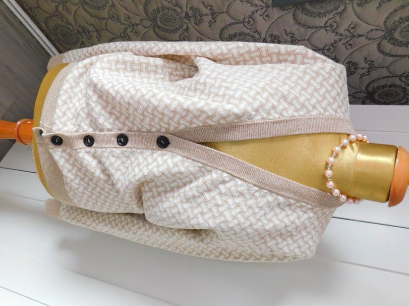 Cardigan nou lux,  brand Drumohr Italia masura  42 - 44 ,  bumbac cu in