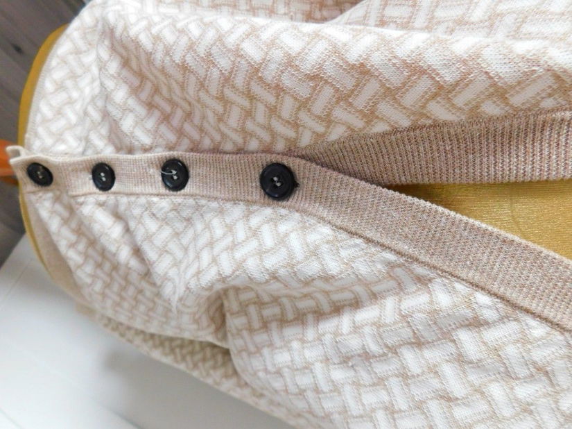 Cardigan nou lux,  brand Drumohr Italia masura  42 - 44 ,  bumbac cu in