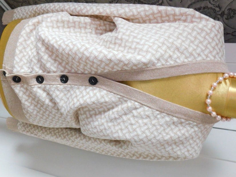 Cardigan nou lux,  brand Drumohr Italia masura  42 - 44 ,  bumbac cu in