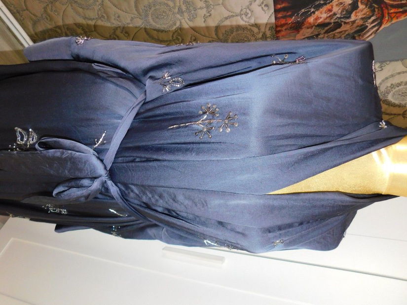 Halat/ neglije. ZARA,  editie limitata  XL,  elemente  decor  aplicate manual  deosebit, elegant, rafinat