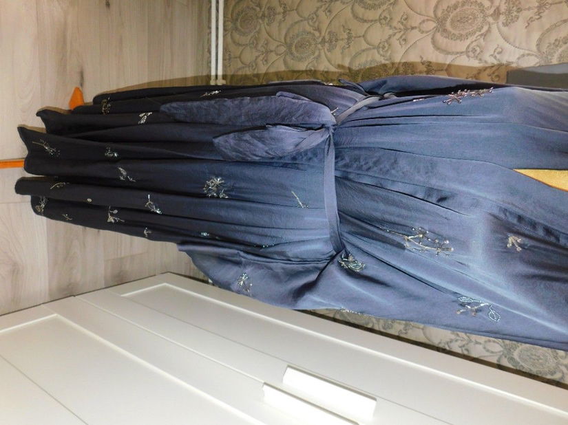 Halat/ neglije. ZARA,  editie limitata  XL,  elemente  decor  aplicate manual  deosebit, elegant, rafinat