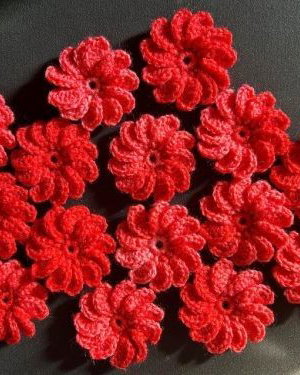 Lot flori crosetate