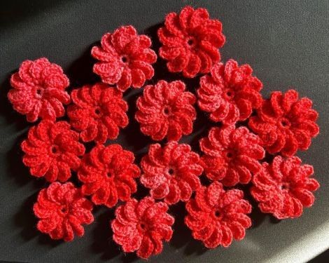 Lot flori crosetate