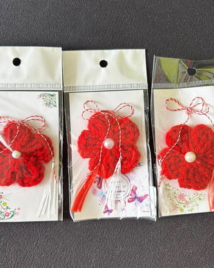 Martisor floare crosetata