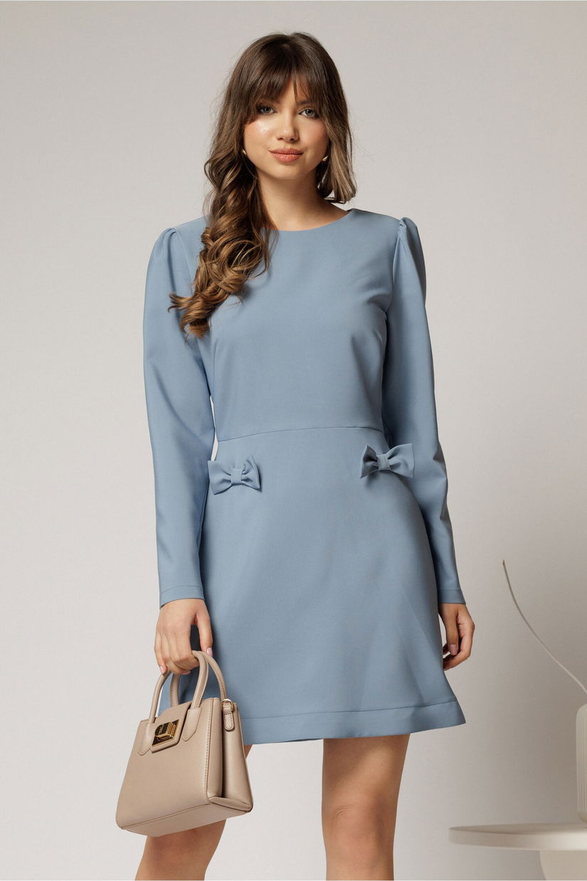 Rochie scurta bleu cu fusta tip A si fundite