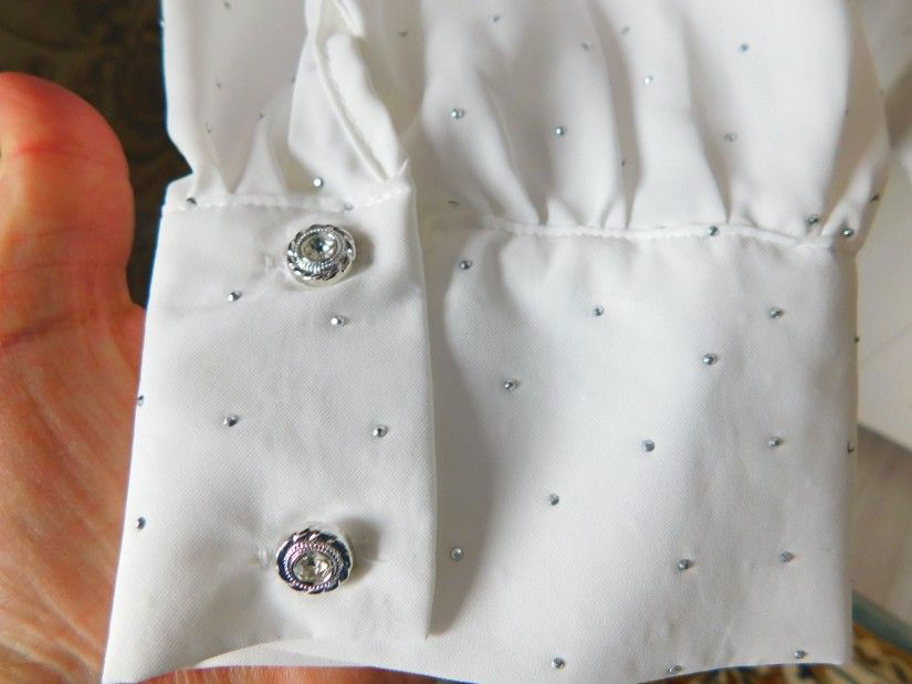 Bluza noua,   etichete atasate, eleganta, masura  48-50