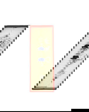 Bratara Argintie cu Charmuri și Mărgele Albastre &ndash; Cutie Cadou