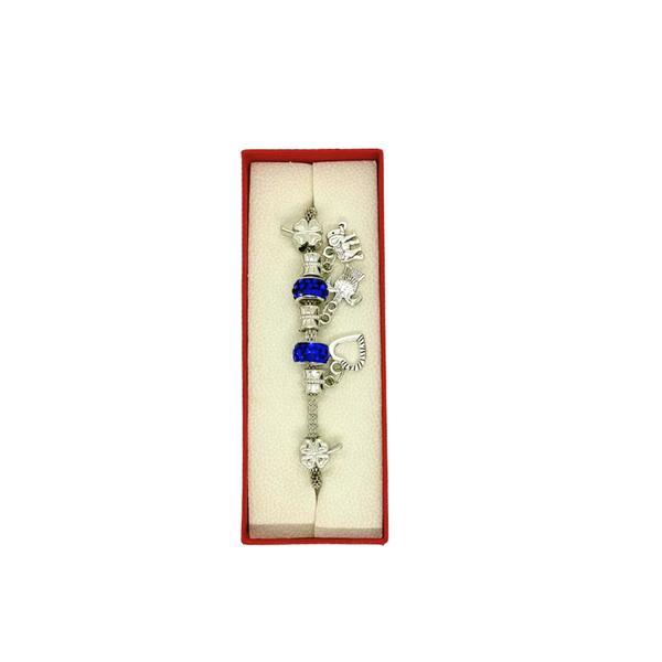 Bratara Argintie cu Charmuri și Mărgele Albastre &ndash; Cutie Cadou